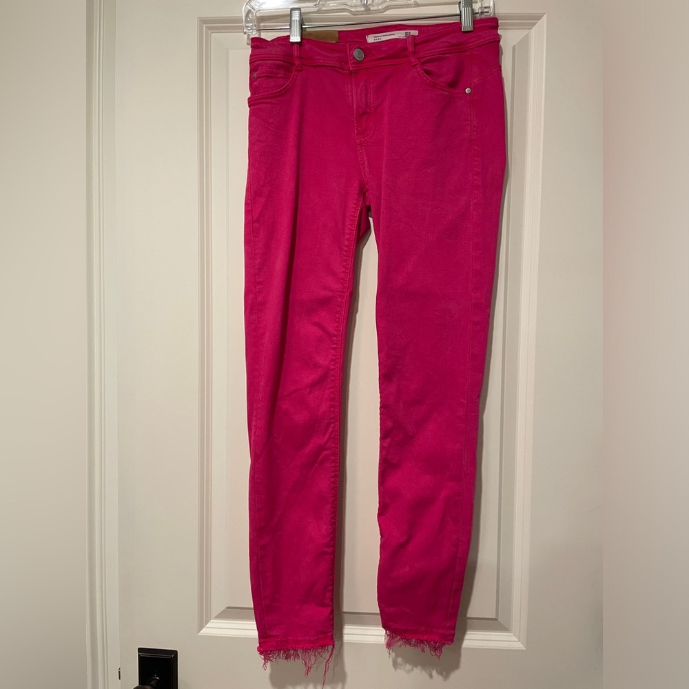 Zara pink cropped jeans with rough hem, size 4, great condition, worn twice